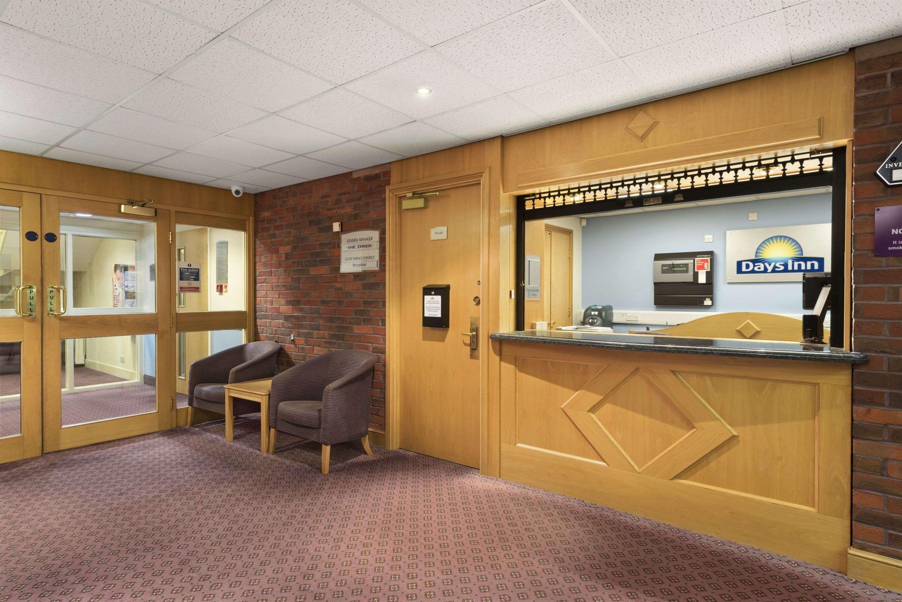 Days Inn Стаффорд Екстер'єр фото